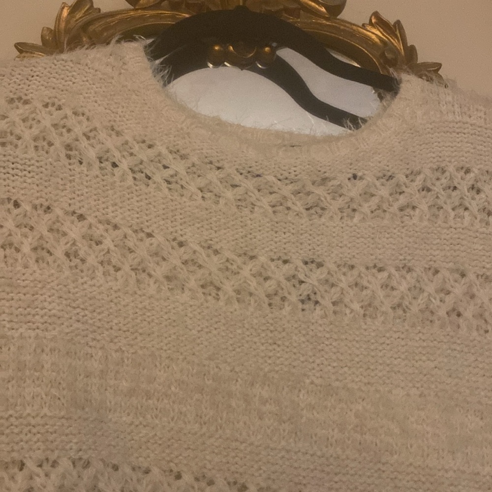 Ivory Sweater - Picture 3 of 3